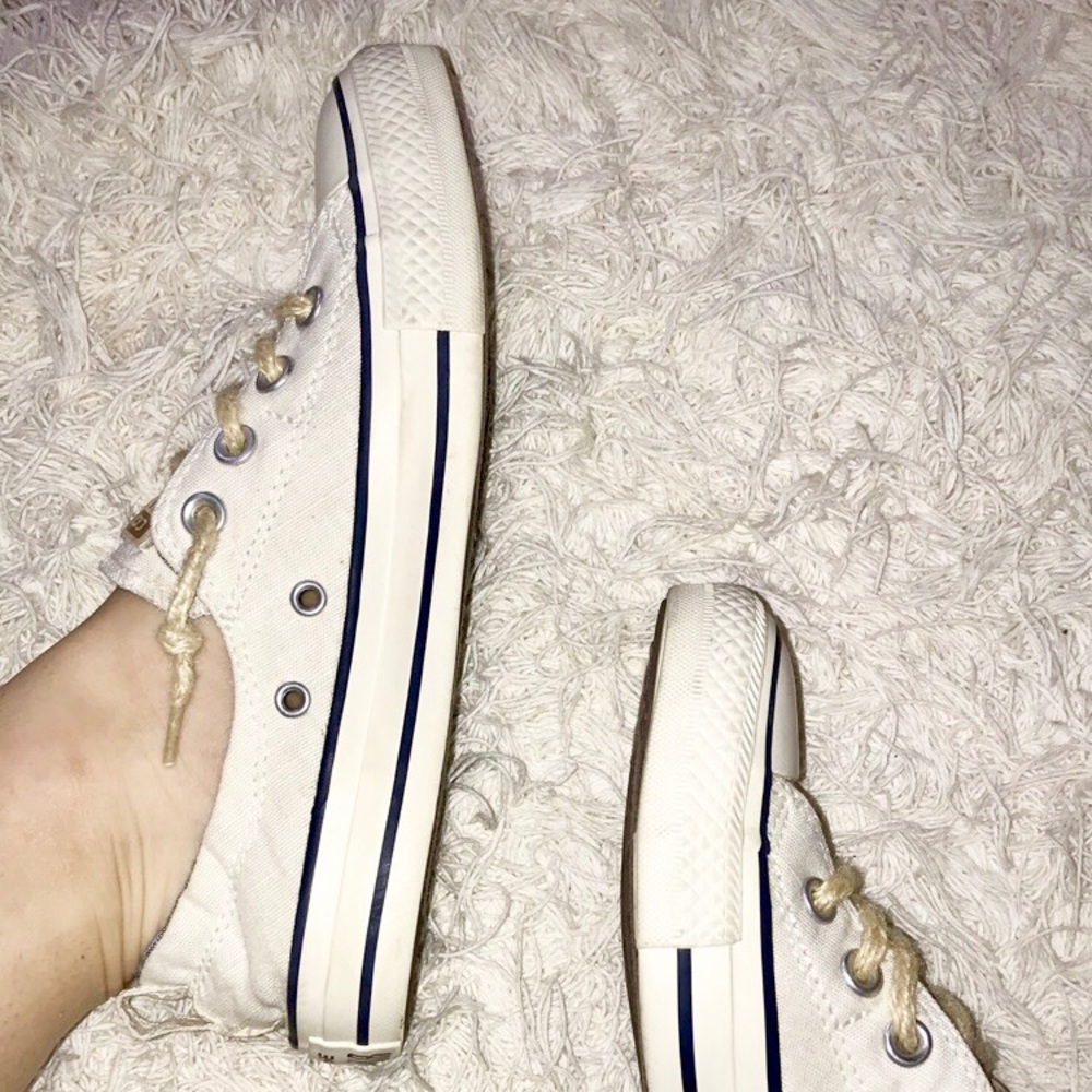 Women’s Converse Tennis Shoes